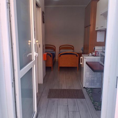M&C Apartment Фиумичино Екстериор снимка